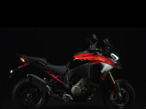 Read more about the article 17 Things You Need To Know 25 Multistrada V4 And V4 Pikes Peak 81109