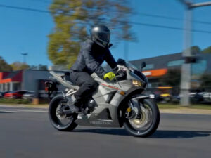 Read more about the article 2025 Honda Cbr600rr First Ride 100286