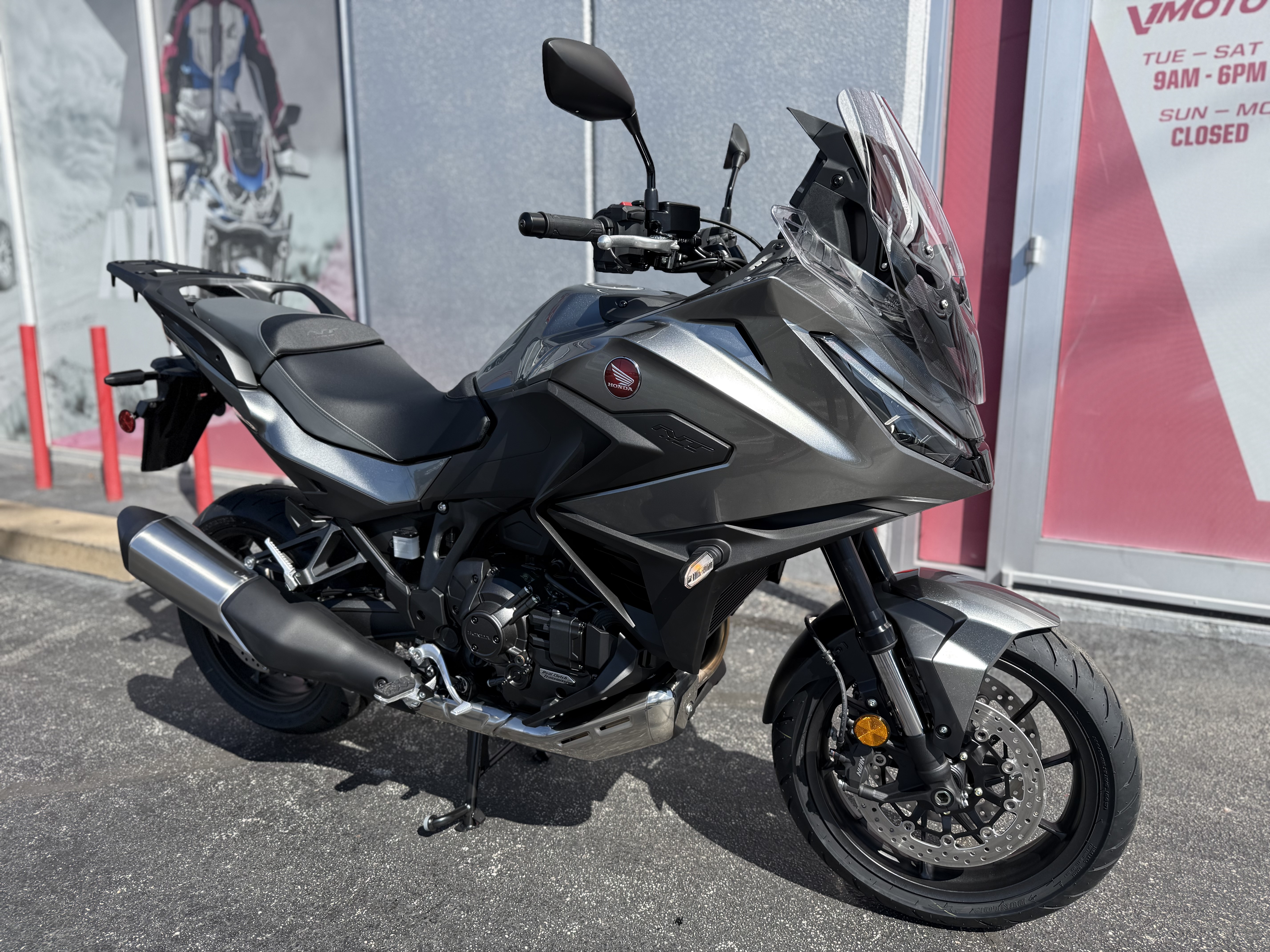 2026 Honda NT1100 DCT Gray Metallic 100472 Houston TX Motorcycle 