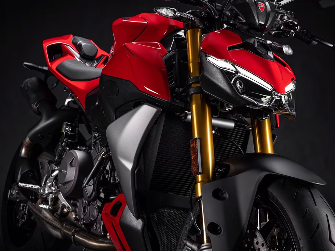 Read more about the article All New 2025 Ducati Streetfighter V2 84371