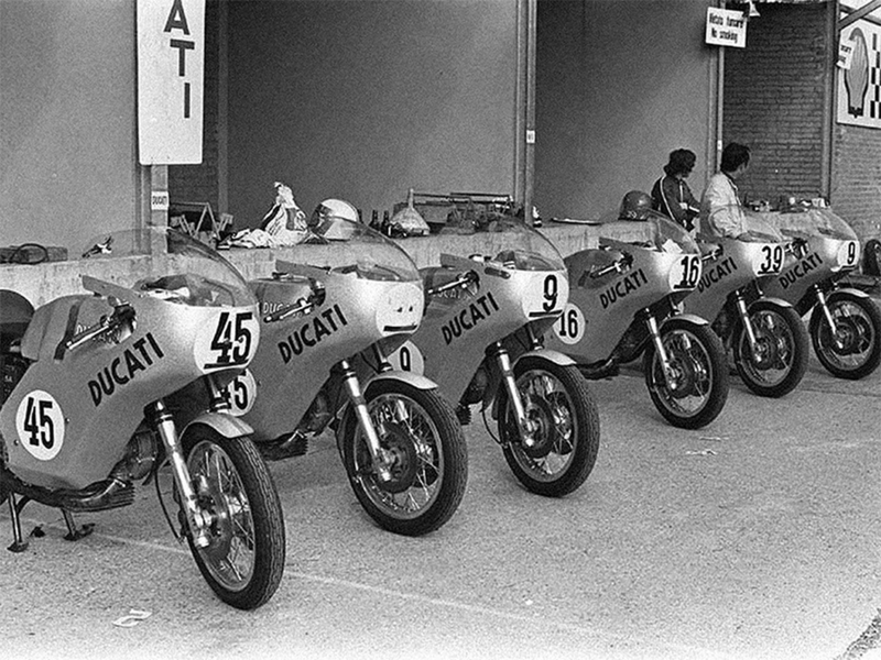 Ducati's first entries of a V-twin at the 1972 Imola 200.