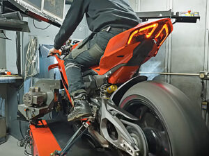 Read more about the article Dyno Run 2025 Ducati Panigale V4s 88280