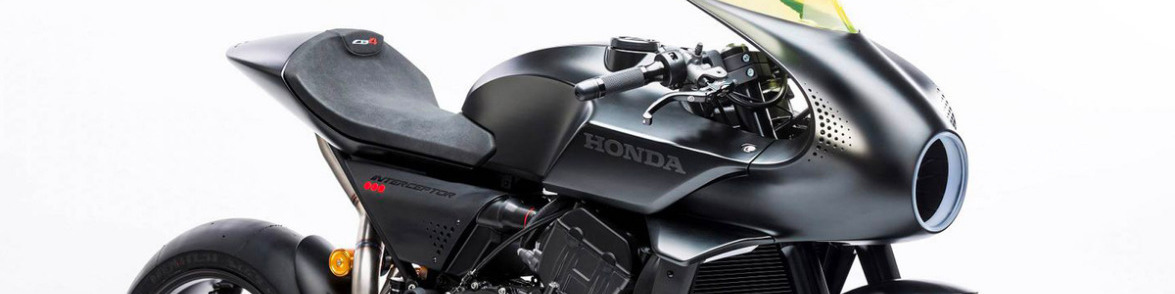 Read more about the article The Africa Twins Sportbike Spawn The Honda Hawk 11 50308