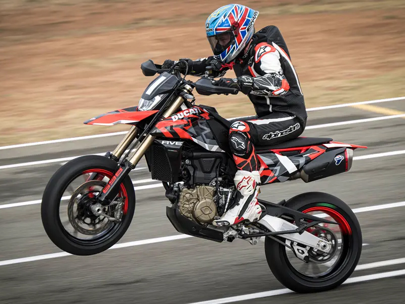 Read more about the article This New Supermoto Will Take Your Riding To The Next Level 68745