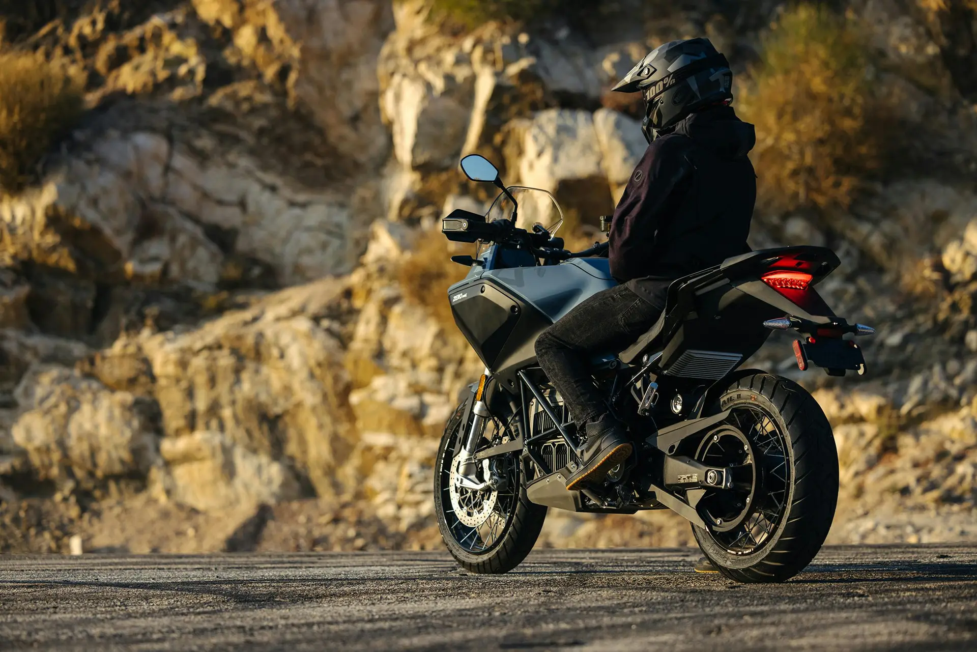 Read more about the article Zero Motorcycles DC Fast Charging: What It Means for Electric Motorcycle Riders
